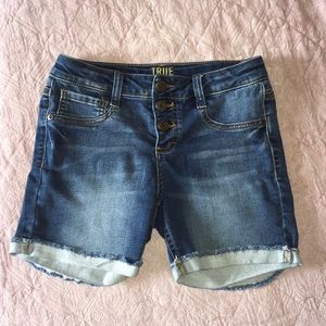 Cat & Jack l Jean shorts G12